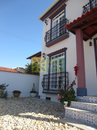 Imagem Casa com 3 Quartos à Venda, 149 m² em Centro - Porto Belo