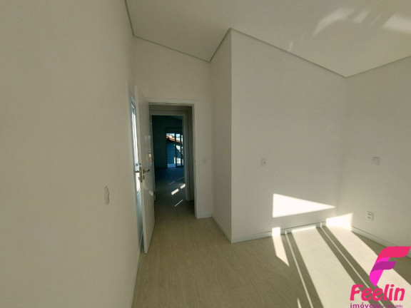 Imagem Casa com 3 Quartos à Venda, 131 m² em Campeche - Florianópolis