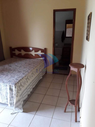 Imagem Casa com 1 Quarto à Venda, 49.500 m² em Centro - Araruama