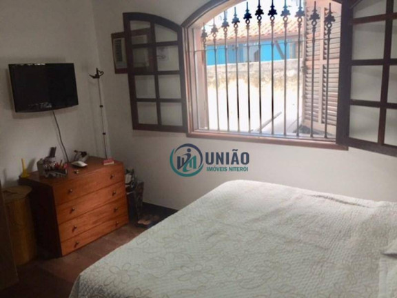 Imagem Casa com 4 Quartos à Venda, 160 m² em Santa Rosa - Niterói