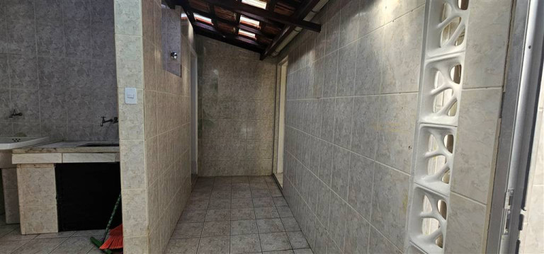 Imagem Casa com 3 Quartos à Venda, 90 m² em Vila Mirim - Praia Grande Imagem Casa com 3 Quartos à Venda, 90 m² em Vila Mirim - Praia Grande