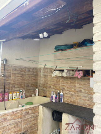 Imagem Casa com 2 Quartos à Venda, 100 m² em Centro - Pindamonhangaba Imagem Casa com 2 Quartos à Venda, 100 m² em Centro - Pindamonhangaba