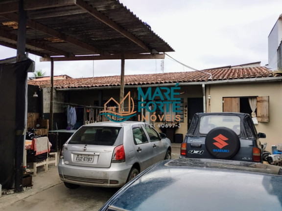 Casa com 1 Quarto à Venda, 161 m² em Centro - Ubatuba