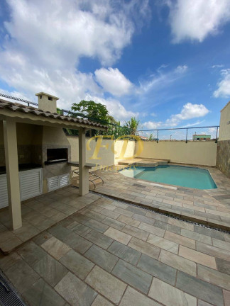 Casa com 4 Quartos para Alugar, 250 m² em Centro - Atibaia