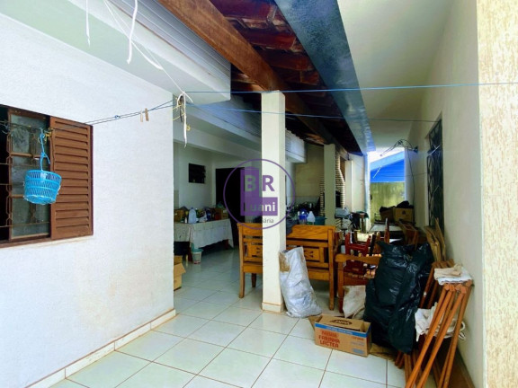 Imagem Casa com 4 Quartos à Venda, 360 m² em Vitória - Londrina Imagem Casa com 4 Quartos à Venda, 360 m² em Vitória - Londrina