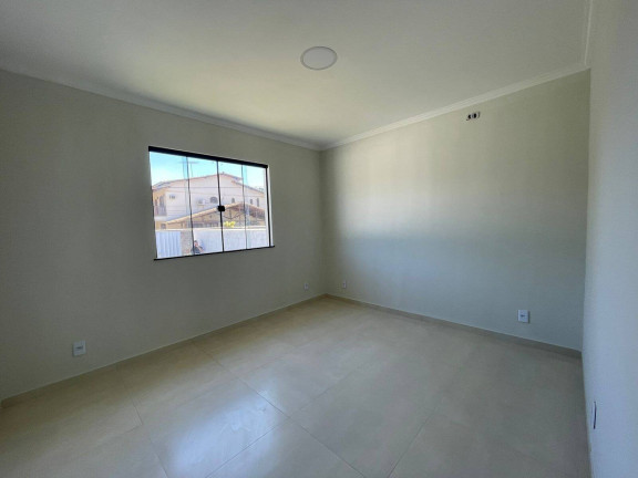 Imagem Casa com 3 Quartos à Venda,  em Caju - Maricá