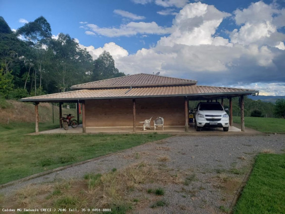 Imagem Chácara com 2 Quartos à Venda, 320 m² em Taquari - Caldas Imagem Chácara com 2 Quartos à Venda, 320 m² em Taquari - Caldas