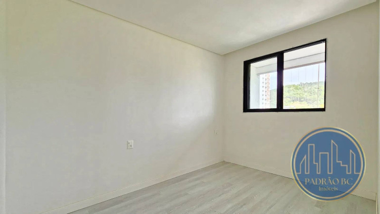 Imagem Apartamento com 2 Quartos à Venda, 70 m² em Praia Brava De Itajaí - Itajaí