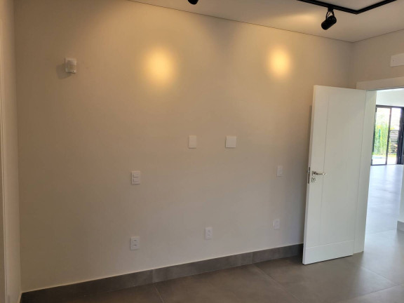 Imagem Casa com 5 Quartos à Venda, 509 m² em Jurerê Internacional - Florianópolis Imagem Casa com 5 Quartos à Venda, 509 m² em Jurerê Internacional - Florianópolis