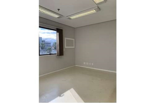 Imagem Sala Comercial à Venda, 25 m² em Menino Deus - Porto Alegre Imagem Sala Comercial à Venda, 25 m² em Menino Deus - Porto Alegre