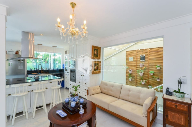 Imagem Casa com 4 Quartos à Venda, 270 m² em Brooklin - São Paulo Imagem Casa com 4 Quartos à Venda, 270 m² em Brooklin - São Paulo