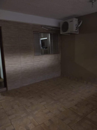 Imagem Sobrado com 3 Quartos à Venda, 200 m² em Jordanésia (jordanésia) - Cajamar Imagem Sobrado com 3 Quartos à Venda, 200 m² em Jordanésia (jordanésia) - Cajamar