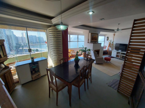 Imagem Imóvel com 3 Quartos à Venda, 140 m² em Centro - São Vicente Imagem Imóvel com 3 Quartos à Venda, 140 m² em Centro - São Vicente