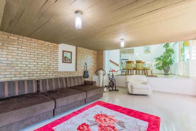 Imagem Casa de Vila com 5 Quartos à Venda, 630 m² em Morro Da Cruz - Florianópolis