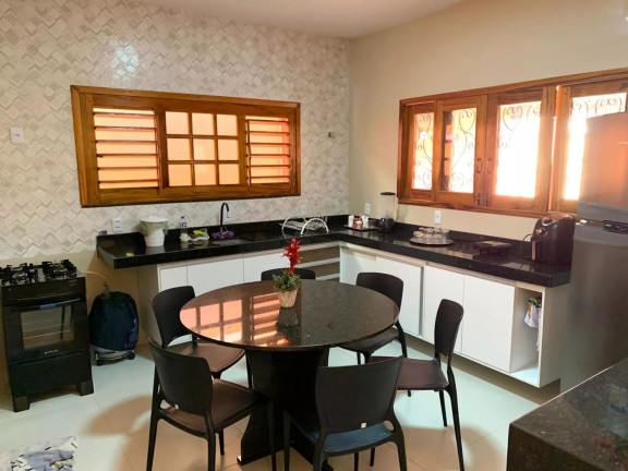 Imagem Casa com 3 Quartos à Venda, em Distrito Floresta Imagem Casa com 3 Quartos à Venda, em Distrito Floresta