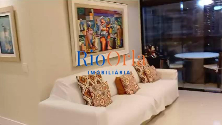 Imagem Apartamento com 3 Quartos à Venda, 138 m² em Barra Da Tijuca - Rio De Janeiro