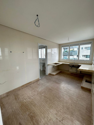 Imagem Imóvel com 3 Quartos à Venda, 405 m² em Moema - São Paulo Imagem Imóvel com 3 Quartos à Venda, 405 m² em Moema - São Paulo