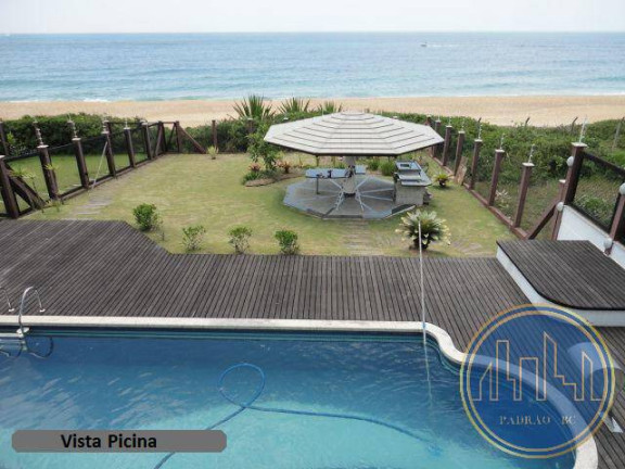 Casa com 4 Quartos para Temporada, 463 m² em Estaleiro - Balneário Camboriú
