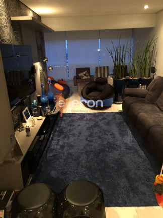 Imagem Apartamento com 3 Quartos à Venda, 158 m²