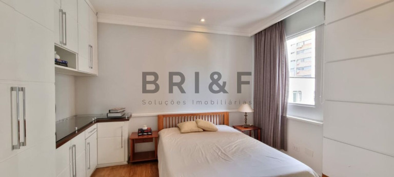 Imagem Apartamento com 4 Quartos à Venda, 225 m² em Itaim Bibi - São Paulo Imagem Apartamento com 4 Quartos à Venda, 225 m² em Itaim Bibi - São Paulo