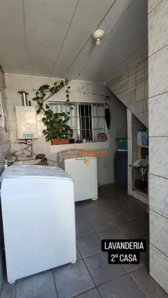 Imagem Casa com 8 Quartos à Venda, 400 m² em Vila São João Batista - Guarulhos Imagem Casa com 8 Quartos à Venda, 400 m² em Vila São João Batista - Guarulhos