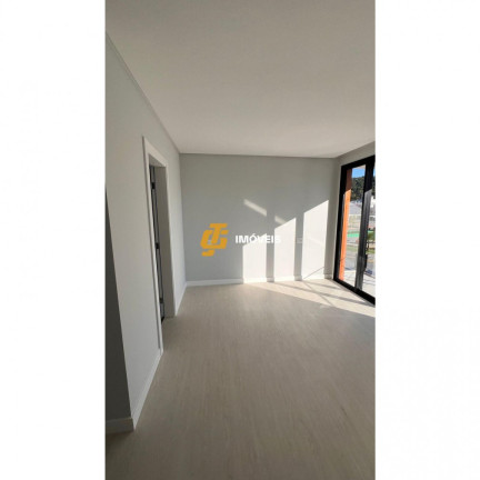 Imagem Sobrado com 4 Quartos à Venda, em Terras Altas - Camboriú Imagem Sobrado com 4 Quartos à Venda, em Terras Altas - Camboriú