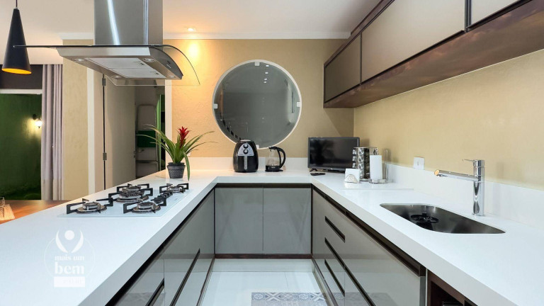 Imagem Sobrado com 3 Quartos à Venda ou Locação, 207 m² em Cidade Industrial - Curitiba
