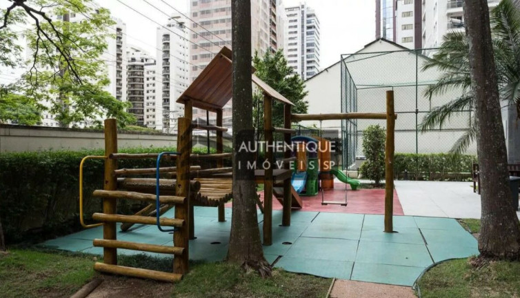 Imagem Apartamento com 4 Quartos à Venda, 137 m² em Moema - São Paulo