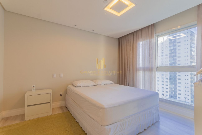 Imagem Apartamento com 5 Quartos à Venda, 342 m² em Centro - Balneário Camboriú Imagem Apartamento com 5 Quartos à Venda, 342 m² em Centro - Balneário Camboriú