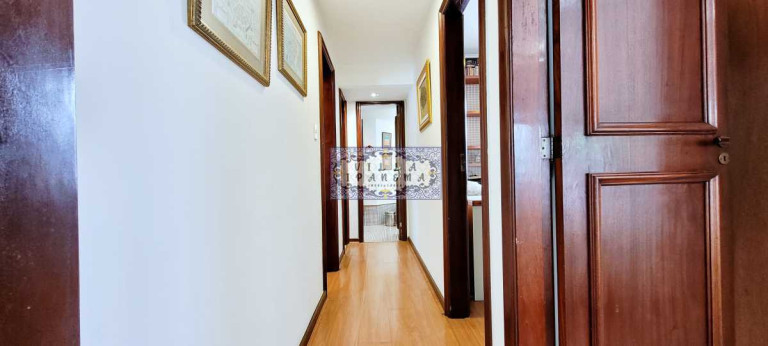 Imagem Apartamento com 3 Quartos à Venda, 110 m² em Laranjeiras - Rio De Janeiro Imagem Apartamento com 3 Quartos à Venda, 110 m² em Laranjeiras - Rio De Janeiro