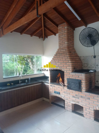 Imagem Chácara com 4 Quartos à Venda, 1.264 m² em Centro - Capela Do Alto Imagem Chácara com 4 Quartos à Venda, 1.264 m² em Centro - Capela Do Alto