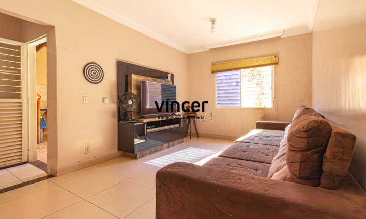 Imagem Casa com 3 Quartos à Venda, 186 m² em Goiânia 2 - Goiânia Imagem Casa com 3 Quartos à Venda, 186 m² em Goiânia 2 - Goiânia