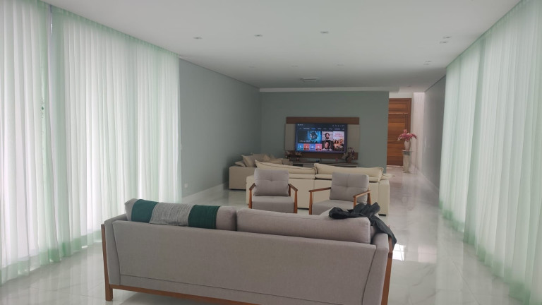 Imagem Casa com 5 Quartos à Venda,  em Da Cerejeira - Jacareí