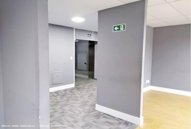 Imagem Imóvel Comercial à Venda, 211 m² em Caminho Das árvores - Salvador