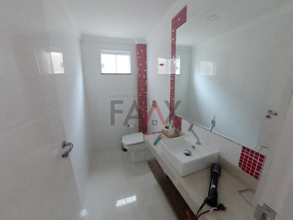 Imagem Casa com 3 Quartos à Venda, 272 m² em Alto Da Xv - Guarapuava Imagem Casa com 3 Quartos à Venda, 272 m² em Alto Da Xv - Guarapuava
