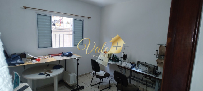 Imagem Casa com 3 Quartos à Venda, 160 m² em Jardim Uirá - São José Dos Campos Imagem Casa com 3 Quartos à Venda, 160 m² em Jardim Uirá - São José Dos Campos