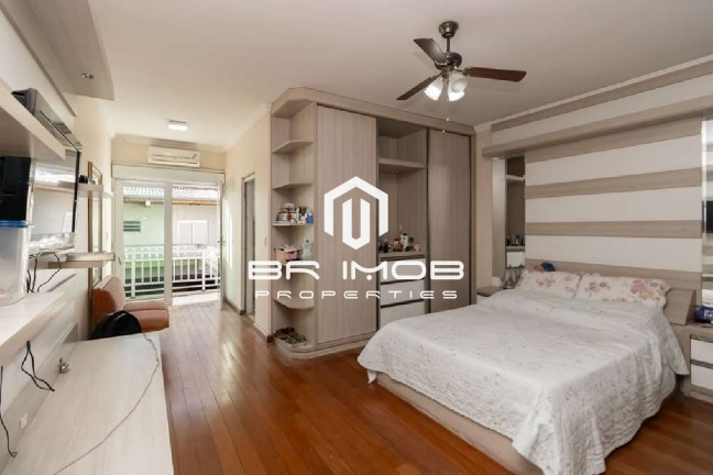 Imagem Casa com 4 Quartos à Venda, 622 m² em Cambuci - São Paulo Imagem Casa com 4 Quartos à Venda, 622 m² em Cambuci - São Paulo