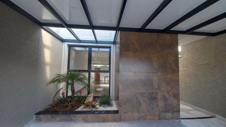 Imagem Casa com 3 Quartos à Venda, 182 m² em Jardim Do Lago - Atibaia Imagem Casa com 3 Quartos à Venda, 182 m² em Jardim Do Lago - Atibaia