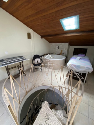 Imagem Sobrado com 3 Quartos à Venda, 220 m² em Jardim Dos Pássaros - Guarujá Imagem Sobrado com 3 Quartos à Venda, 220 m² em Jardim Dos Pássaros - Guarujá