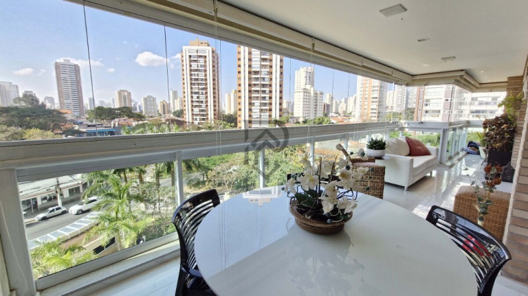 Imagem Apartamento com 3 Quartos à Venda, 240 m² em Brooklin - São Paulo
