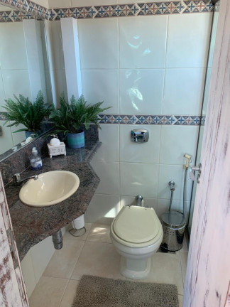 Imagem Imóvel com 2 Quartos à Venda, 135 m² em Algodoal - Cabo Frio