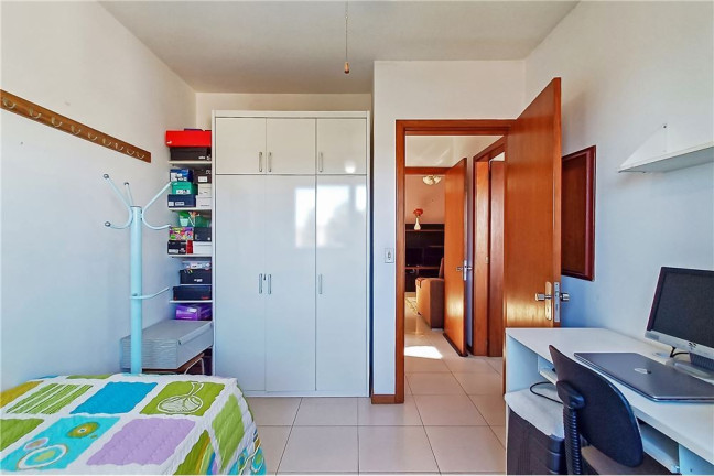 Imagem Imóvel com 2 Quartos à Venda, 151 m² em Bom Jesus - Porto Alegre