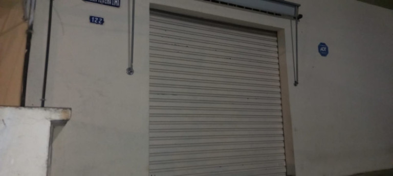 Imóvel Comercial à Venda, 350 m² em Jardim Freitas Júnior - Taboão Da Serra