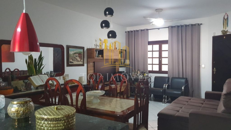 Imagem Casa com 3 Quartos à Venda, 300 m² em Jardim Flórida - Jacareí Imagem Casa com 3 Quartos à Venda, 300 m² em Jardim Flórida - Jacareí