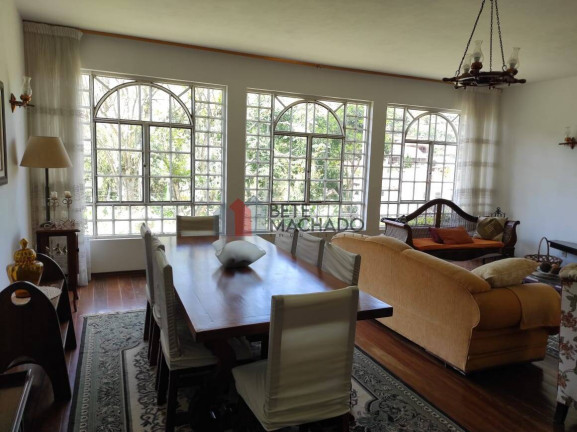 Imagem Casa com 3 Quartos à Venda, 210 m² em Albuquerque - Teresópolis