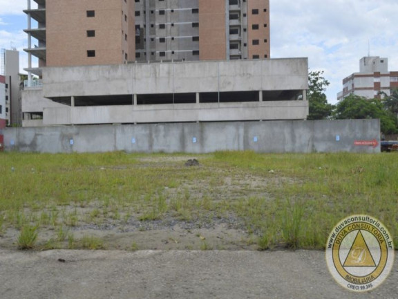 Terreno à Venda, 1.611 m² em Jardim Enseada - Guarujá