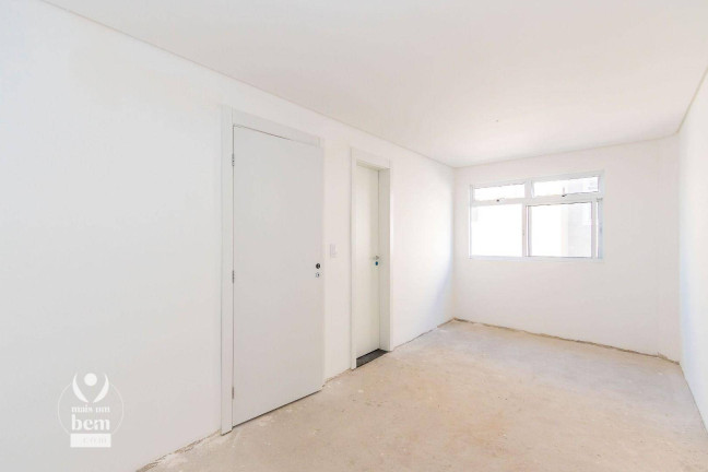 Imagem Sobrado com 3 Quartos à Venda, 120 m² em Xaxim - Curitiba