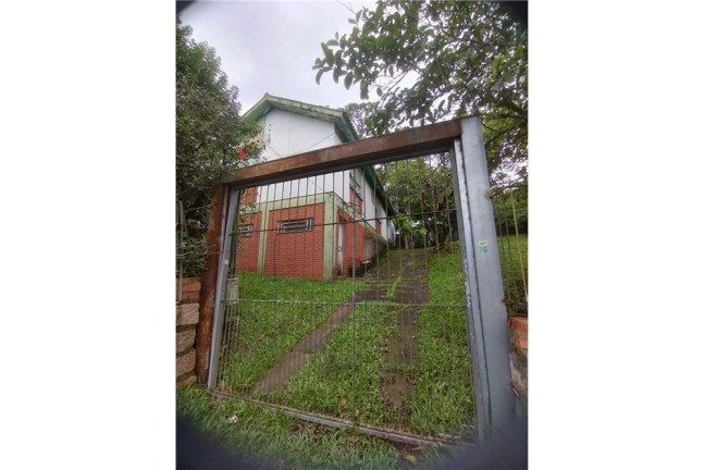 Casa com 3 Quartos à Venda,  em Santa Tereza - Porto Alegre