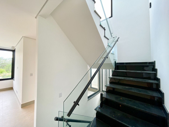 Imagem Sobrado com 3 Quartos à Venda, 233 m² em Condomínio Bella Cittá - Mogi Das Cruzes Imagem Sobrado com 3 Quartos à Venda, 233 m² em Condomínio Bella Cittá - Mogi Das Cruzes