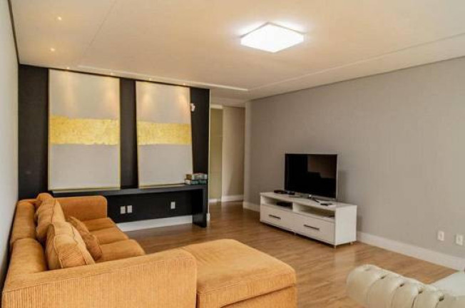Imagem Casa com 6 Quartos à Venda, 1.111 m² em Florianópolis